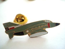 PINS RARE MIRAGE AVION