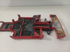 Chassis Rouge Avec Plaque