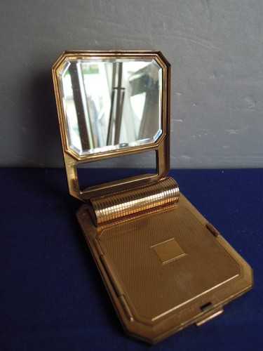 Ancien poudrier laiton - ancien,