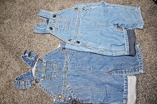Baby gap bodysuits 2 - 2,