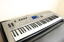 Yamaha MM6 61 touches clavier