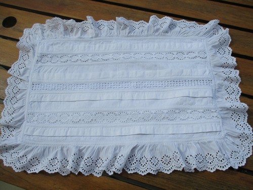 Petit coussin ancien - , 1900