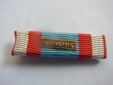 BARRETTE DE RAPPEL MEDAILLE