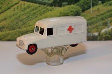 DINKY TOYS DAIMLER AMBULANCE