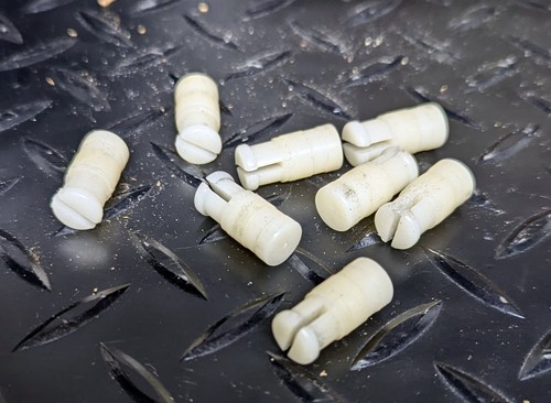 Oem white speaker - oem, pegs