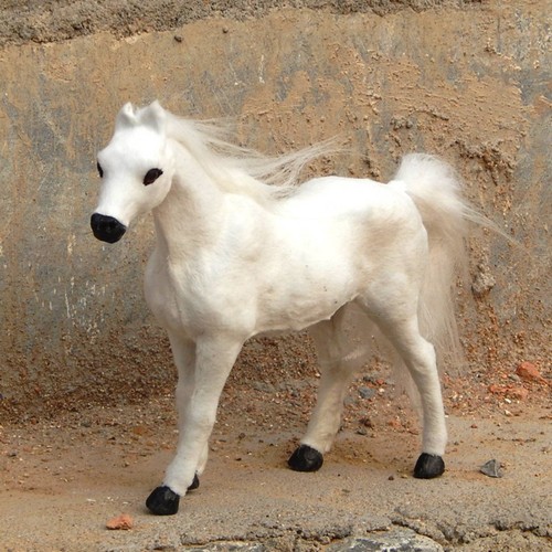 Figurine cheval blanc - figurine,