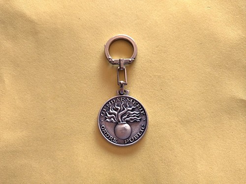Ancien porte clés augis - porte, fia