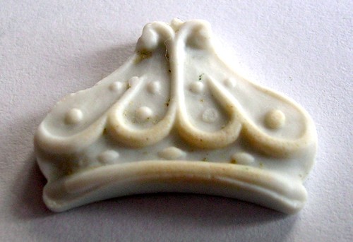 Fève couronne dimensions - fève, 25