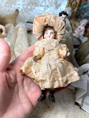 Antique german mignonette - german,