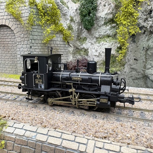 Locomotive vapeur 13 - locomotive, 85.13
