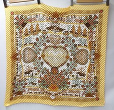 Découpage plissé modèle Carr YE taches HERMES