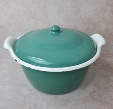 Ancienne Marmite en Émail – Vert et Intérieur Blanc – Ustensile de Cuisine