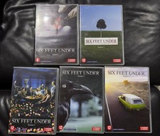 COFFRETS DVD SERIE COMEDIE : SIX FEET UNDER L'INTEGRALE - SAISONS 1 A 5 dont VF