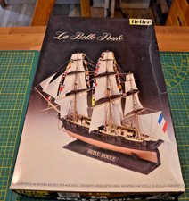 MAQUETTE LA BELLE POULE  HELLER  1/200