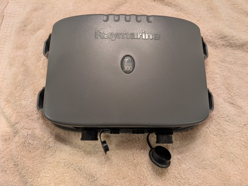 Raymarine dsm300 sounder - raymarine,