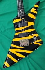 Guitare basse électrique ARIA