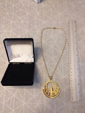 Médaillon en métal SAINT SEIYA - ATHENA - chevaliers du zodiaque - COSPLAY