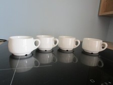 4  tasses à café / thé en porcelaine blanche épaisse  Pillivuyt France vintage