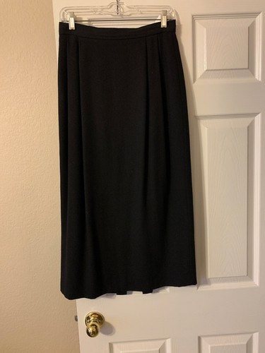 Classic long black skirt - classic, sz