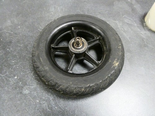 Roue avant pour - roue,