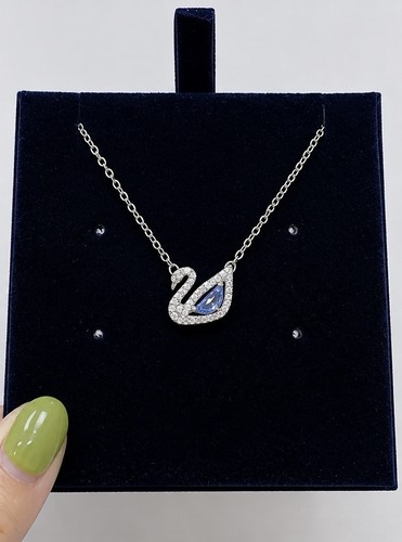 Collier pendentif cygne