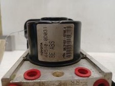 Bloc ABS (freins anti-blocage)