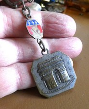 Ancien porte clé métal