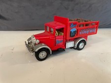 Welly 1/43 ( 12 cm de longueur ) - camion transport fut de biere