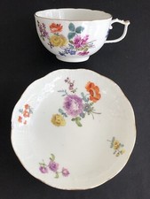 Ancienne TASSE et SOUS TASSE