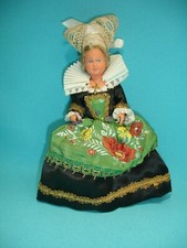 Poupée PHILIPPE folklorique