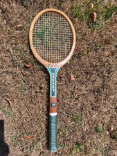 Ancienne raquette de tennis en bois Dunlop Emeraude