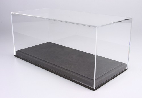 Vitrine plexiglas avec - , socle