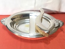 Plat, corbeille à pain, pelle