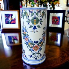 Gien. Vase rouleau en faïence