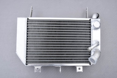 Radiateur eau inférieur - radiateur,