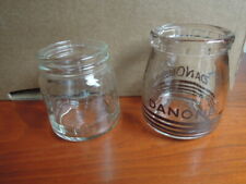 2 anciens Pots de Yaourt