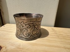 BEAU ROND DE SERVIETTE EN