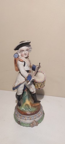 Figurine biscuit polychrome - figurine,