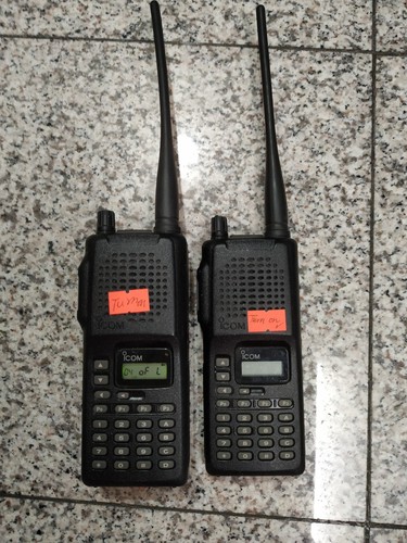 Lot icom 3 - ic-f4-3, two