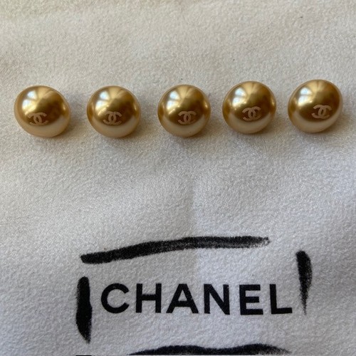 Boutons chanel imitation - 5,