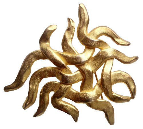 Broche signée etait une - il,