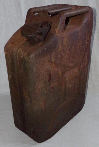 Jerrycan daté 1943 ww2 - jerrycan,