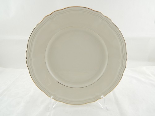 Antique assiette service - assiette,