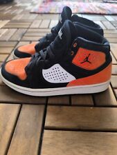 basket Jordan homme jumpman mangue 39 occasion mais en parfait état