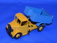 CAMION BEDFORD "O" BENNE