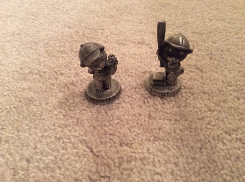Avon pewter figurines bears - pewter,