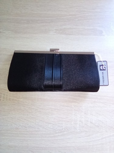 Pochette soirée avec - de,
