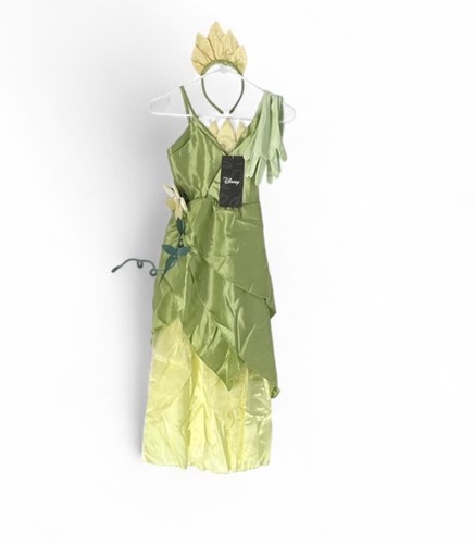 Disney nwt deluxe princess and - nwt,