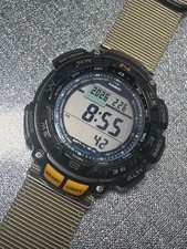 Montre solaire triple capteur