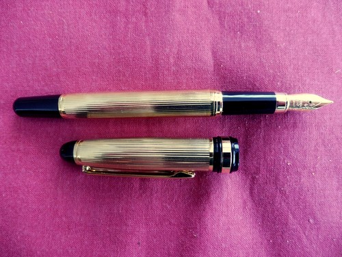 Stylo plume neuf - stylo,